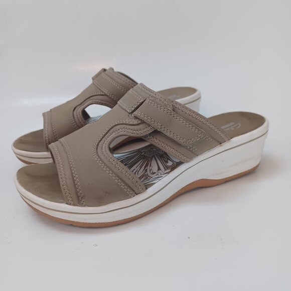 Clarks Collection Sandals Neutral Tan Comfort Wedge Slip On Adjustable Womens 7M - Picture 6 of 16
